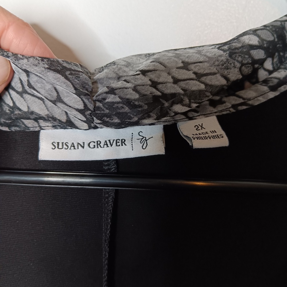Susan Graver Blouse Womens Plus Size 2X Black Snake Print Business Professional - Picture 2 of 7